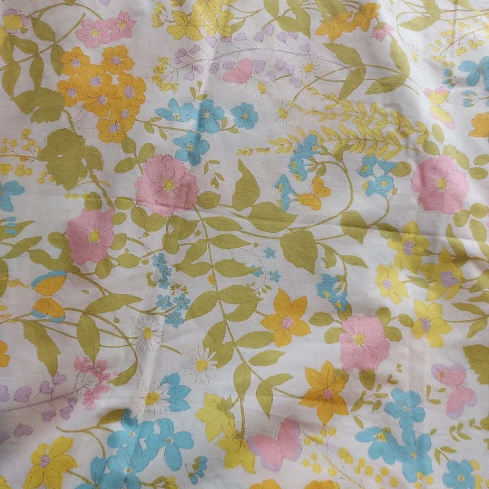 Vintage Pacific Colorful Floral Butterfly Muslin Flat & Fitted Sheet Set Twin US